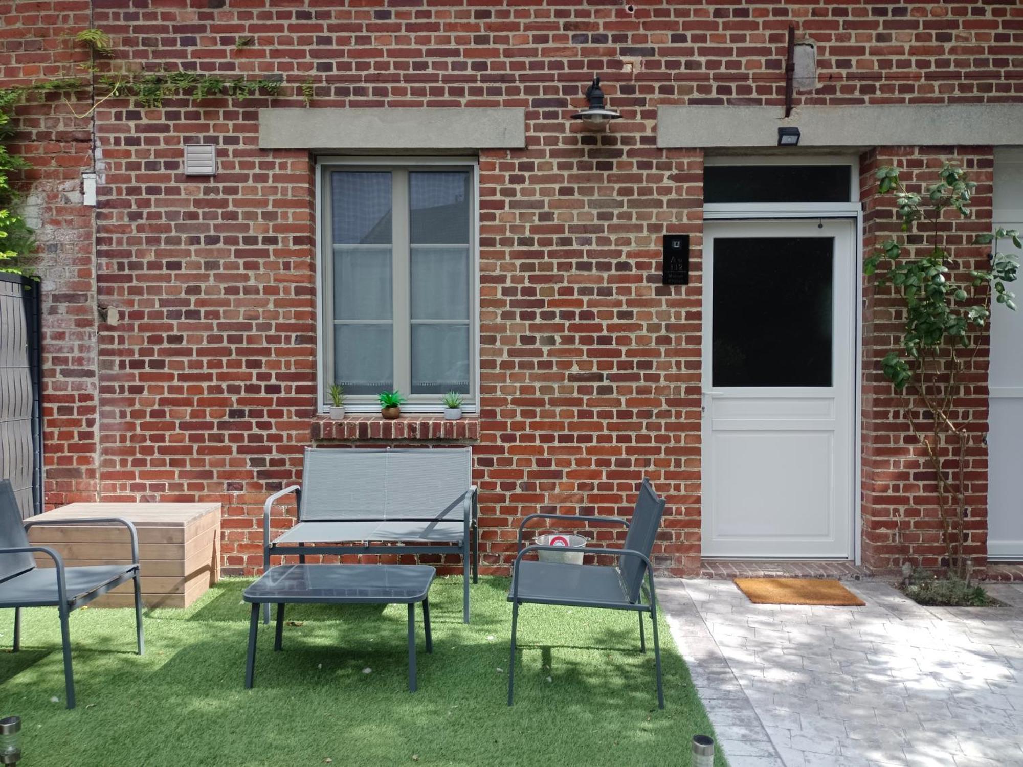 Au 112 Maison D'Hotes Estrees-Saint-Denis Bagian luar foto